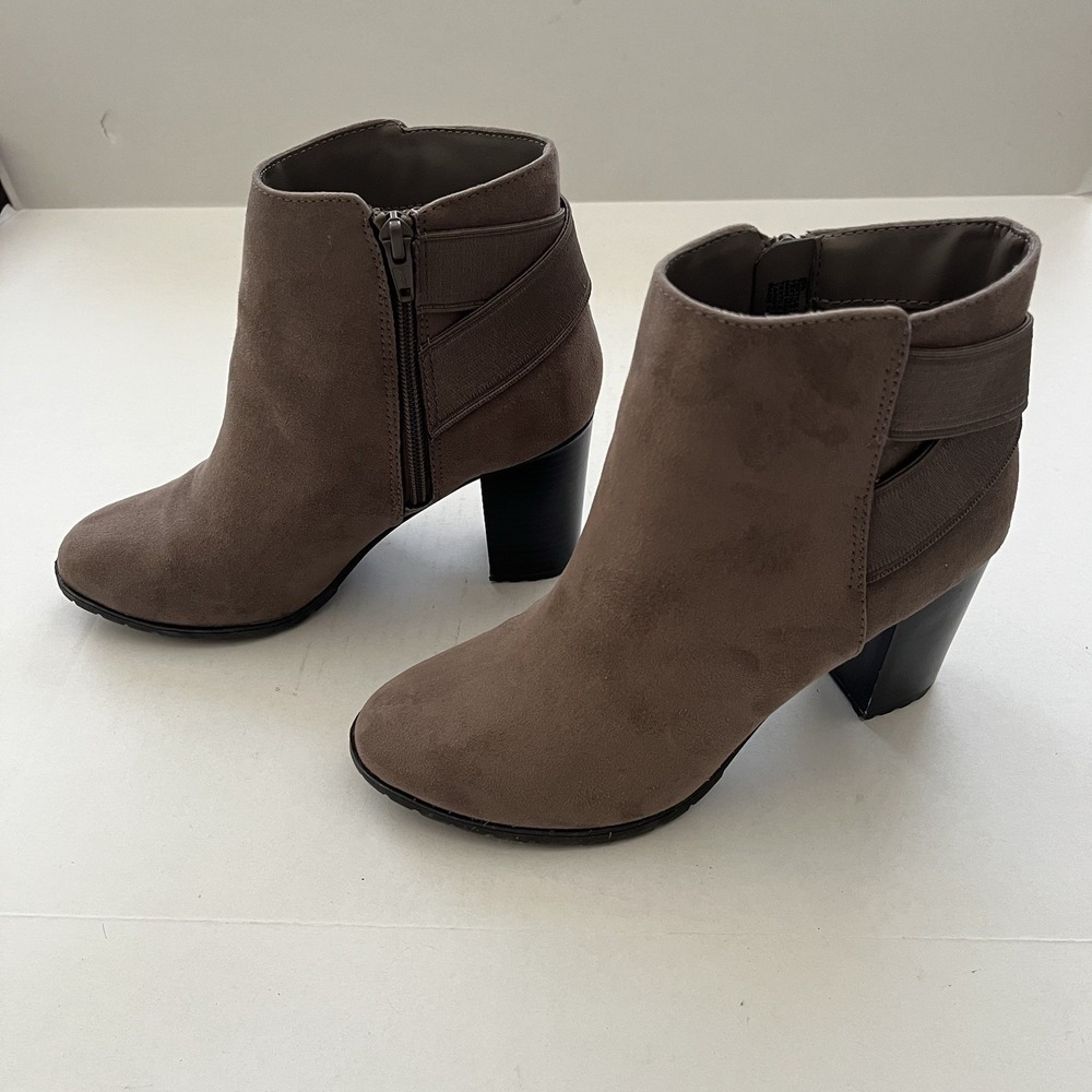 A New Day Womens Ankle Booties‎ Brown 6.5 Block Heel Side Zip Criss Cross Boho